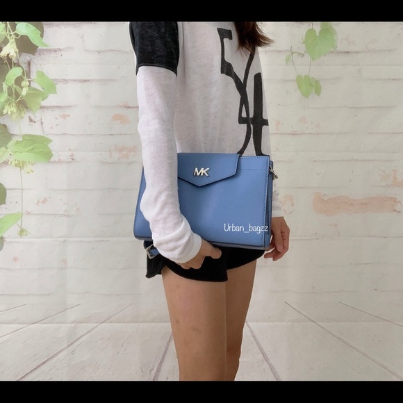 Michael Kors Mott Large Clutch Crossbody - Picture 3 of 10